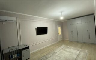 Продажа 1-комнатной квартиры, 43 м²