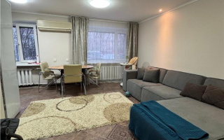 Продажа 2-комнатной квартиры, 44 м², ул. Алиханова - Продажа  двухкомнатных квартир в Караганде