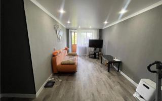 Продажа 3-комнатной квартиры, 60 м², ул. Ермекова - Продажа  трехкомнатных квартир в Караганде