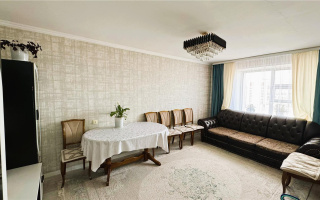 Продажа 3-комнатной квартиры, 72 м², пр. Назарбаева, дом  43 - Продажа  трехкомнатных квартир в Караганде с фото