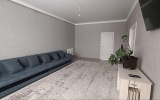 Продажа 4-комнатного дома, 98 м², ул. Линейная - Продажа  четырехкомнатных домов, коттеджей в Караганде