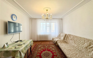 Продажа 4-комнатной квартиры, 87 м², пр. Шахтеров - Продажа  четырехкомнатных квартир в Караганде