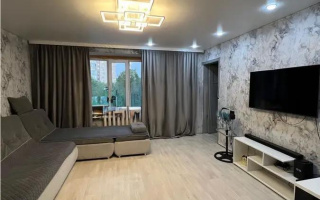 Продажа 4-комнатной квартиры, 76 м², пр. Металлургов, дом  2 - Продажа  четырехкомнатных квартир в Темиртау