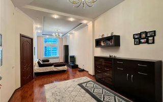 Продажа 2-комнатной квартиры, 70 м², ул. Кунаева, дом  12/1 - Продажа  двухкомнатных квартир в Астане без посредников