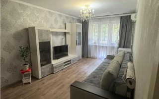 Продажа 3-комнатной квартиры, 60 м², мкр-н 5, дом  37 - Продажа  трехкомнатных квартир в Алматы