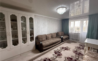 Продажа 3-комнатной квартиры, 59 м², 15 мкр., дом  8 - Продажа  трехкомнатных квартир в Караганде с фото