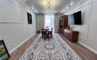 Продажа 4-комнатной квартиры, 131 м², ул. Ашимова - Продажа квартир в Караганде с фото