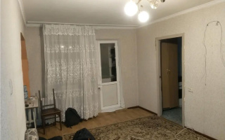 Продажа 3-комнатной квартиры, 48 м², мкр-н 16, дом  5 - Продажа  трехкомнатных квартир в Караганде без посредников с фото