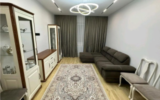 Продажа 4-комнатной квартиры, 100 м², ул. Жарокова, дом  269 - Продажа  четырехкомнатных квартир в Алматы с фото
