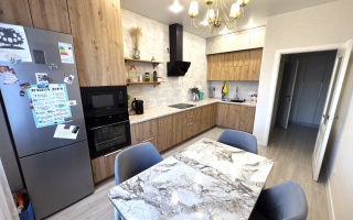 Продажа 3-комнатной квартиры, 87 м², пр. Шахтеров, дом  46/1 - Продажа  трехкомнатных квартир в новостройках Караганды