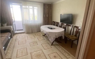 Продажа 4-комнатной квартиры, 76 м², ул. Гапеева, дом  12 - Продажа четырехкомнатных квартир в Караганде на Юго-Востоке
