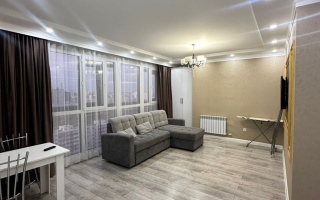 Продажа 2-комнатной квартиры, 42 м², пр. Шахтеров, дом  52б - Продажа  двухкомнатных квартир в Караганде с фото