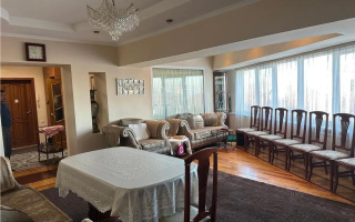 Продажа 4-комнатной квартиры, 124 м², ул. Шевченко, дом  190 - Продажа  четырехкомнатных квартир в Алматы с фото