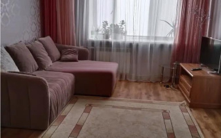 Продажа 3-комнатной квартиры, 62 м², ул. Ермекова, дом  52 - Продажа  трехкомнатных квартир в Караганде без посредников с фото