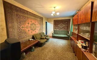 Продажа 3-комнатной квартиры, 61 м², мкр-н 16, дом  32 - Продажа  трехкомнатных квартир в Караганде без посредников с фото