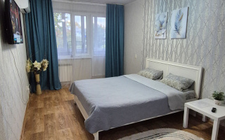 Аренда 1-комнатной квартиры посуточно, 33 м², ул. Кердери, дом  174 - Аренда квартир посуточно в Уральске