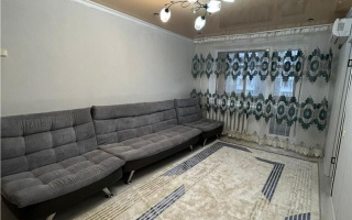 Продажа 4-комнатной квартиры, 70 м², ул. Муканова - Продажа  четырехкомнатных квартир в Караганде