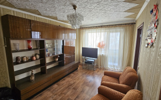 Продажа 4-комнатной квартиры, 62 м², пр. Республики, дом  38 - Продажа  четырехкомнатных квартир в Караганде без посредников