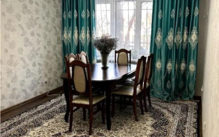 Продажа 3-комнатной квартиры, 70 м², ул. Толе би, дом  212 - Продажа квартир в Алматы