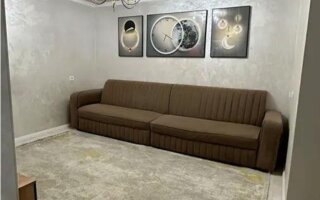 Продажа 3-комнатной квартиры, 63.8 м²