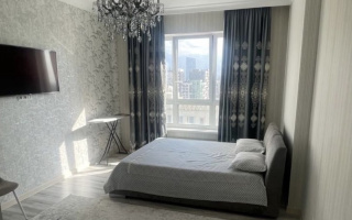 Аренда 1-комнатной квартиры посуточно, 67 м², Сейфуллина, дом  574/1 - Проспект Сейфуллина - Продажа офисных и торговых помещений в Атырау