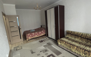 Аренда 1-комнатной квартиры посуточно, 40 м², ул. Байтурсынова, дом  18 - Аренда  однокомнатных квартир посуточно в Астане без посредников с фото