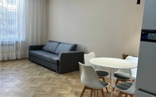 Продажа 2-комнатной квартиры, 47 м²