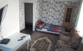 Аренда 1-комнатной квартиры посуточно, 33 м², пр. Бухар-жырау, дом  72 - Аренда  однокомнатных квартир посуточно в Караганде
