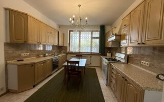 Аренда 9-комнатного дома, 487 м² - Продажа зданий в Актау