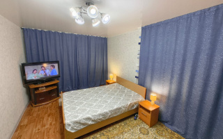 Аренда 1-комнатной квартиры посуточно, 38 м², ул. Кайсенова, дом  125 - Аренда жилой и коммерческой недвижимости в Усть-Каменогорске