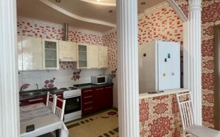 Аренда 2-комнатной квартиры, 75 м²