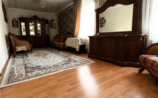 Продажа 4-комнатного дома, 100 м², ул. Жамбыла - Продажа домов, коттеджей в Караганде с фото