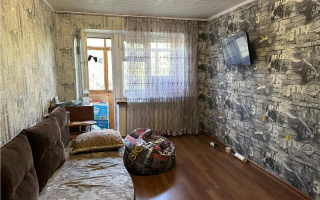 Продажа 3-комнатной квартиры, 50 м², пр. Бухар-жырау, дом  75/2 - Продажа  трехкомнатных квартир в Караганде без посредников
