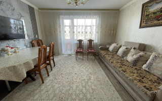 Продажа 4-комнатной квартиры, 77 м², ул. Гапеева, дом  12 - Продажа  четырехкомнатных квартир в Караганде