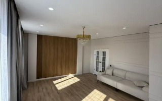 Продажа 3-комнатной квартиры, 100 м², ул. 23-й проезд, дом  5 - Продажа  трехкомнатных квартир в Астане