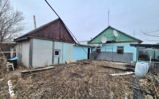 Продажа 4-комнатного дома, 76 м², ул. Школьный проезд - Продажа домов, коттеджей в Казахстане