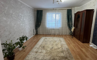 Аренда 3-комнатной квартиры, 80 м², ул. Кургальжинское шоссе, дом  27 - Аренда  трехкомнатных квартир помесячно в Астане