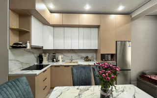 Аренда 2-комнатной квартиры посуточно, 50.6 м², пр. Райымбека, дом  348/1 - ул. Емцова - Аренда  двухкомнатных квартир посуточно в Алматы с фото