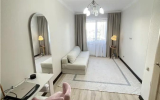 Продажа 1-комнатной квартиры, 35 м², пр. Кабанбай батыра, дом  46а - Продажа  однокомнатных квартир в Астане без посредников с фото