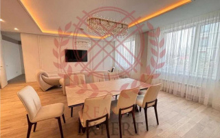 Продажа 4-комнатной квартиры, 208 м², пр. Туран, дом  5/6 - Продажа  четырехкомнатных квартир в Астане без посредников с фото