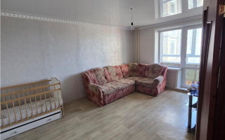Продажа 3-комнатной квартиры, 62 м² - Аренда баз, складов и промышленной недвижимости в Усть-Каменогорске