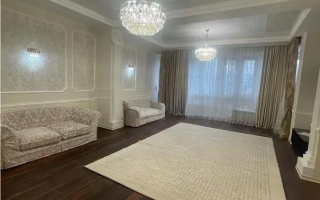 Продажа 4-комнатной квартиры, 171.8 м², ул. Достык, дом  10 - Продажа  четырехкомнатных квартир в Астане без посредников с фото