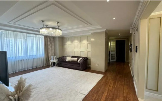 Продажа 4-комнатной квартиры, 168 м², пр. Кошкарбаева, дом  2 - Продажа  четырехкомнатных квартир в Астане