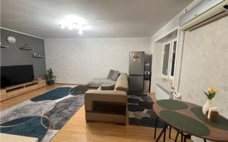 Продажа 3-комнатной квартиры, 77 м², ул. Жандосова, дом  174 - Продажа  трехкомнатных квартир в Алматы