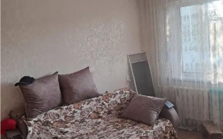 Продажа 3-комнатной квартиры, 47 м², мкр-н 16, дом  7 - Продажа квартир в Караганде в Майкудуке без посредников