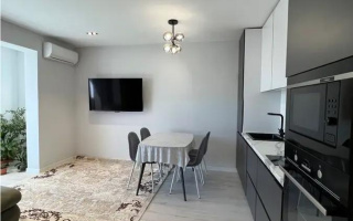 Продажа 2-комнатной квартиры, 42.3 м², ул. Толе би, дом  181 - Продажа квартир в Алматы