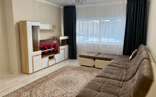 Аренда 4-комнатной квартиры посуточно, 180 м², ул. Достык, дом  5/1 - ул. Сауран - Аренда квартир посуточно в Астане с фото