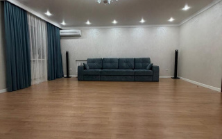 Продажа 8-комнатной квартиры, 220 м² - Продажа квартир в Атырау