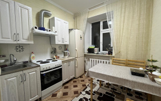 Продажа 3-комнатной квартиры, 75 м², ул. Жамбыла - Продажа  трехкомнатных квартир в Караганде с фото