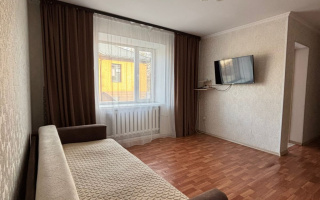 Аренда 2-комнатной квартиры посуточно, 52 м², Исы Байзакова, дом  147 - Продажа и аренда недвижимости в Павлодаре